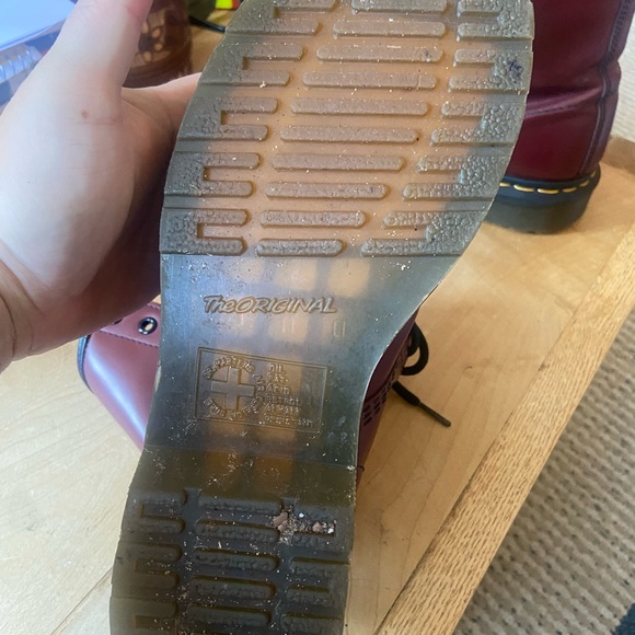 Dr. Martens 1460 SMOOTH LEATHER LACE UP BOOTS - Picture 12 of 14